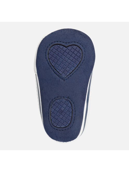 Mayoral csillogós kék kiscipő.