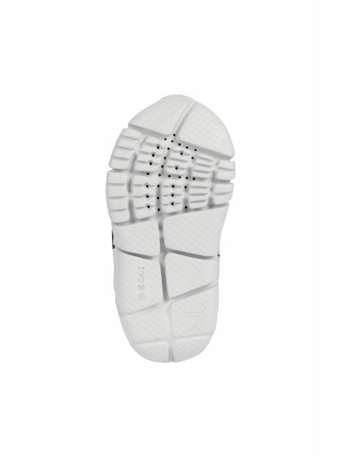 Geox bélelt hótaposó csizma