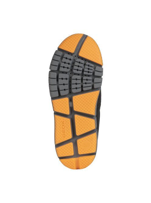 Geox vastag hótaposó csizma