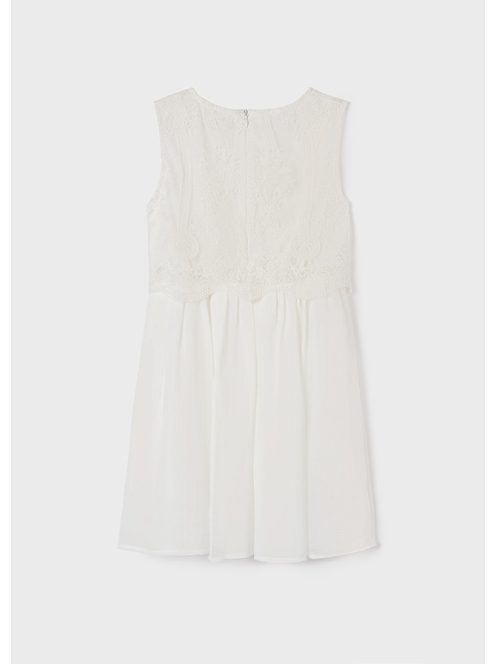 Mayoral fehér ruha csipkével