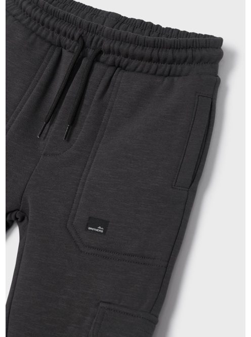 Mayoral oldalzsebes vastag melegítő nadrág